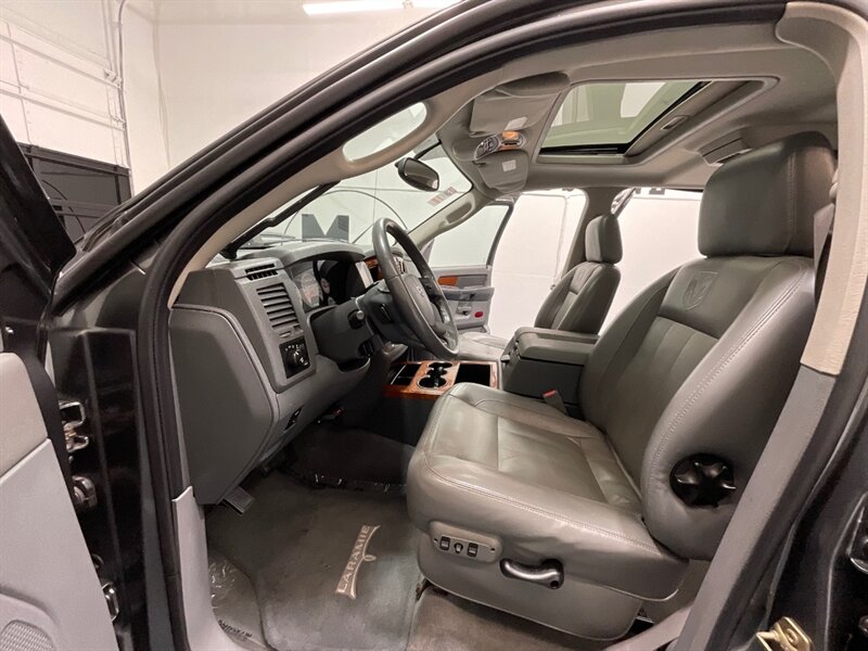 2006 Dodge Ram 2500 Laramie MEGACAB 4X4 / 5.9L DIESEL / NEW TIRES  / Leather w. Heated Seats / Power Running Board / LEVELED w. NEW WHEELS & TIRES / ZERO RUST - Photo 10 - Gladstone, OR 97027
