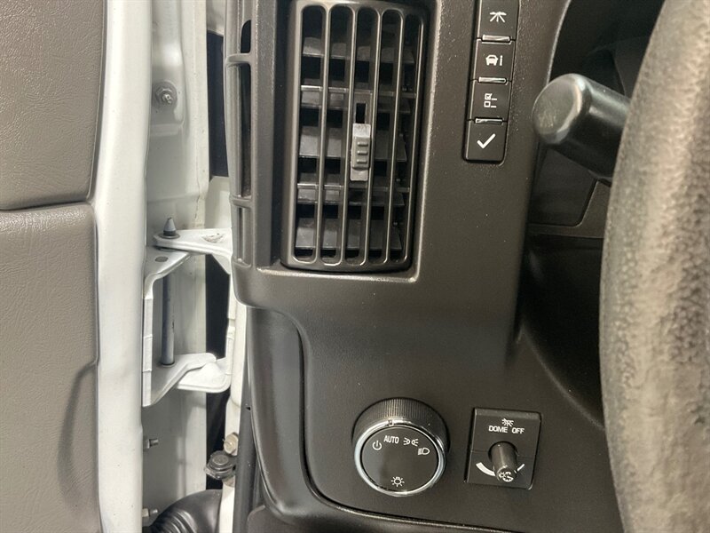 2010 GMC Savana 2500 CARGO VAN / 6.0L V8 / LOCAL VAN / 127k MILES  / ZERO RUST / SHELVES INCLUDED - Photo 39 - Gladstone, OR 97027