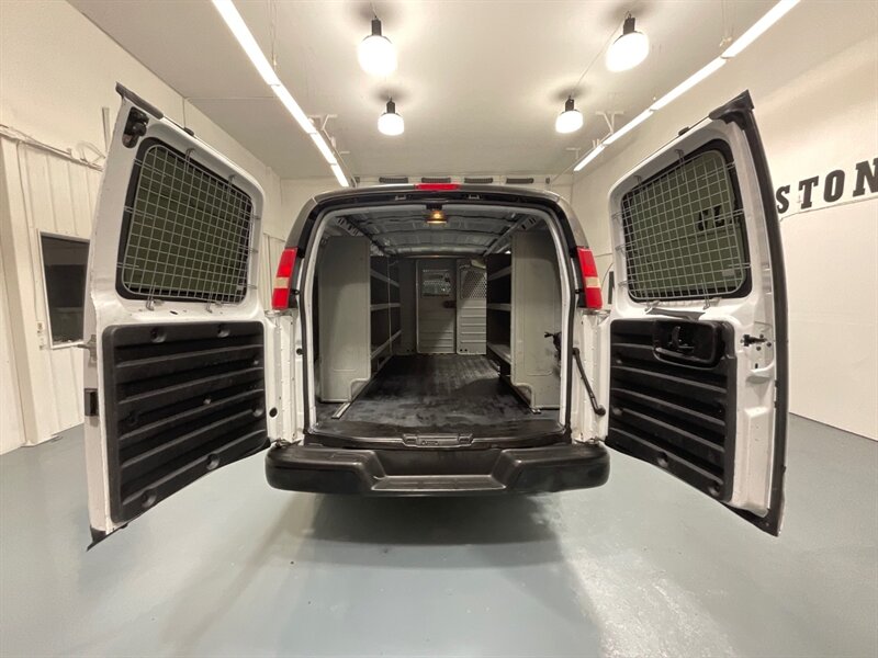 2010 GMC Savana 2500 CARGO VAN / 6.0L V8 / LOCAL VAN / 127k MILES  / ZERO RUST / SHELVES INCLUDED - Photo 9 - Gladstone, OR 97027