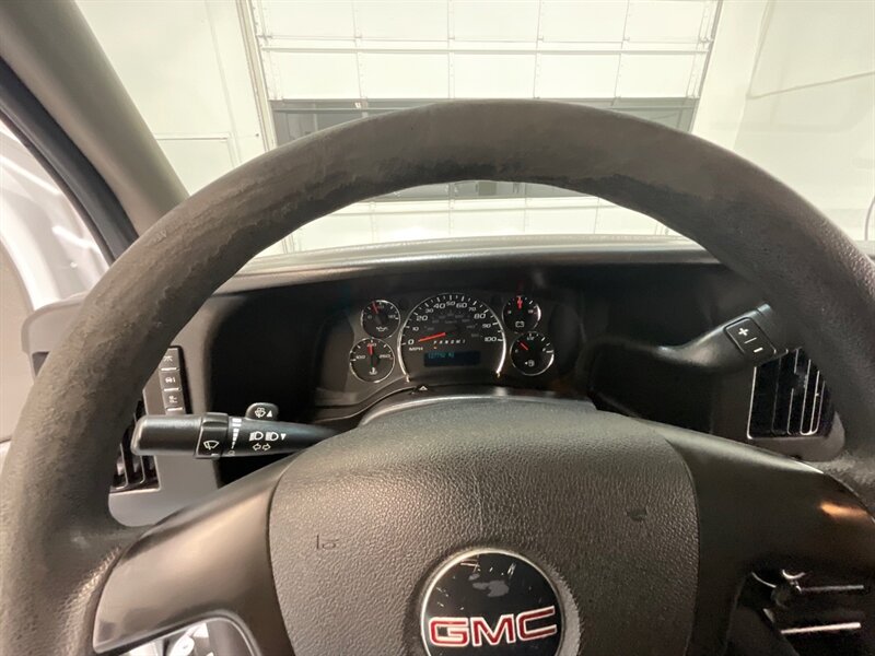2010 GMC Savana 2500 CARGO VAN / 6.0L V8 / LOCAL VAN / 127k MILES  / ZERO RUST / SHELVES INCLUDED - Photo 41 - Gladstone, OR 97027