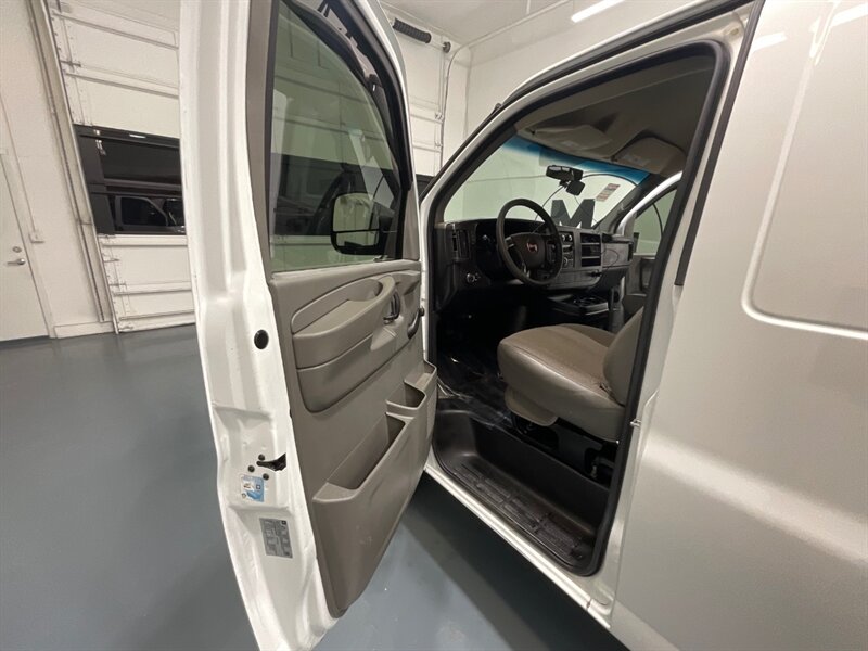 2010 GMC Savana 2500 CARGO VAN / 6.0L V8 / LOCAL VAN / 127k MILES  / ZERO RUST / SHELVES INCLUDED - Photo 30 - Gladstone, OR 97027