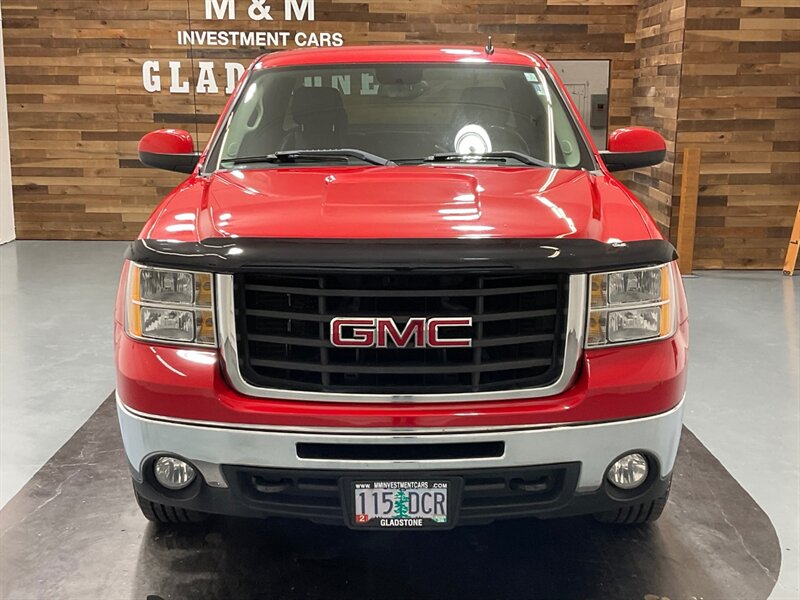 2008 GMC Sierra 2500 SLT 4X4 / 6.6L DURAMAX DIESEL / 1-OWNER  / Leather - Photo 7 - Gladstone, OR 97027