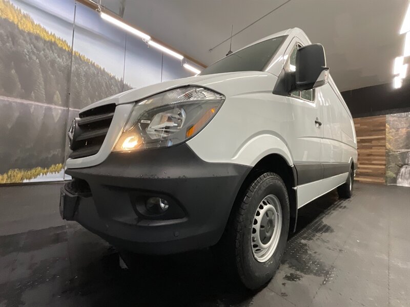 2018 Mercedes-Benz Sprinter 2500 CARGO VAN / 3.0 DIESEL / HIGH ROOF EXTENDED  CARGO VAN / 170 inc WB High Roof Extended / Backup Camera - Photo 27 - Gladstone, OR 97027