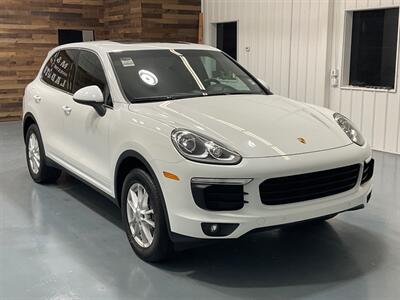 2018 Porsche Cayenne Sport Utility AWD / 3.6L V6 / Sport Chrono Pkg  / Leather / Sunroof / Navigation / Camera