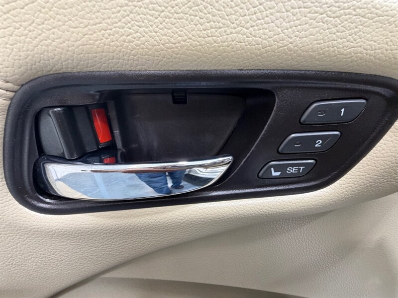 2014 Acura RDX Sport Utility AWD / NEW TIRES / Sunroof / Leather / TIMING BELT SERVICE ALREADY DONE - Photo 19 - Gladstone, OR 97027