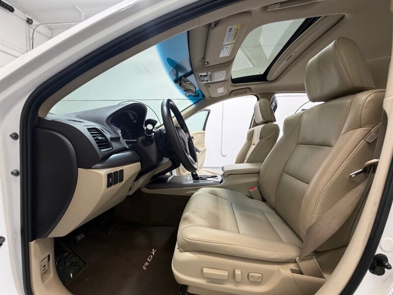 2014 Acura RDX Sport Utility AWD / NEW TIRES / Sunroof / Leather / TIMING BELT SERVICE ALREADY DONE - Photo 9 - Gladstone, OR 97027