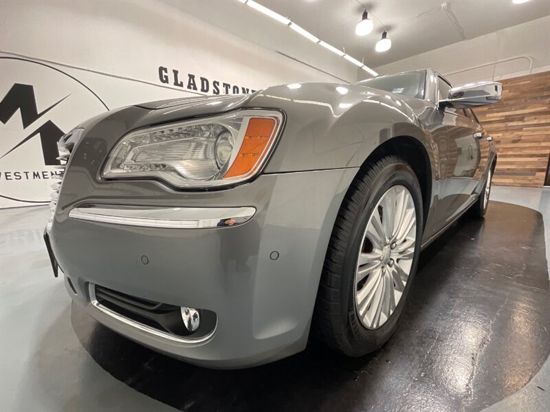 2012 Chrysler 300C AWD / 5.7L V8 HEMI / Panoramic Sunroof  / Leather - Photo 48 - Gladstone, OR 97027