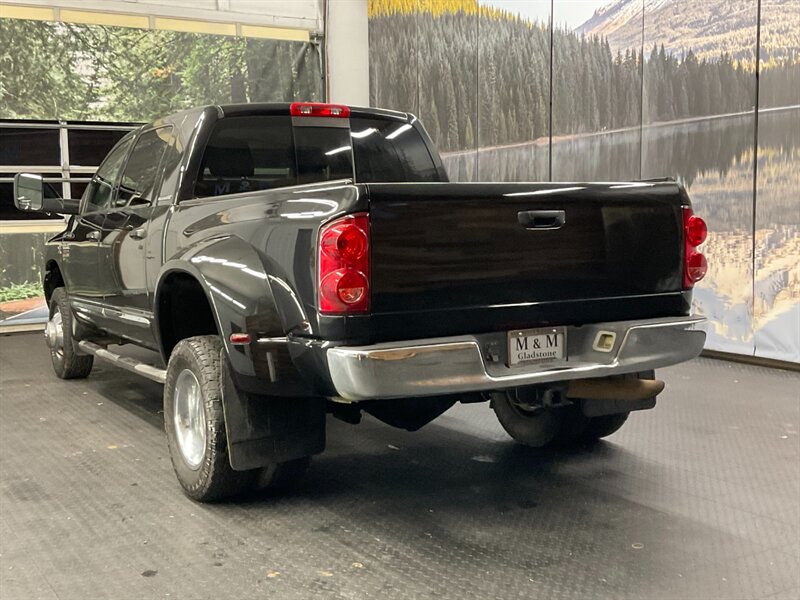 2007 Dodge Ram 3500 Laramie MEGACAB 4X4 / 5.9L DIESEL /DUALLY /1-OWNER  LOCAL OREGON TRUCK / RUST FREE / 1-OWNER / DUALLY / Leather & Heated Seats / CLEAN - Photo 6 - Gladstone, OR 97027