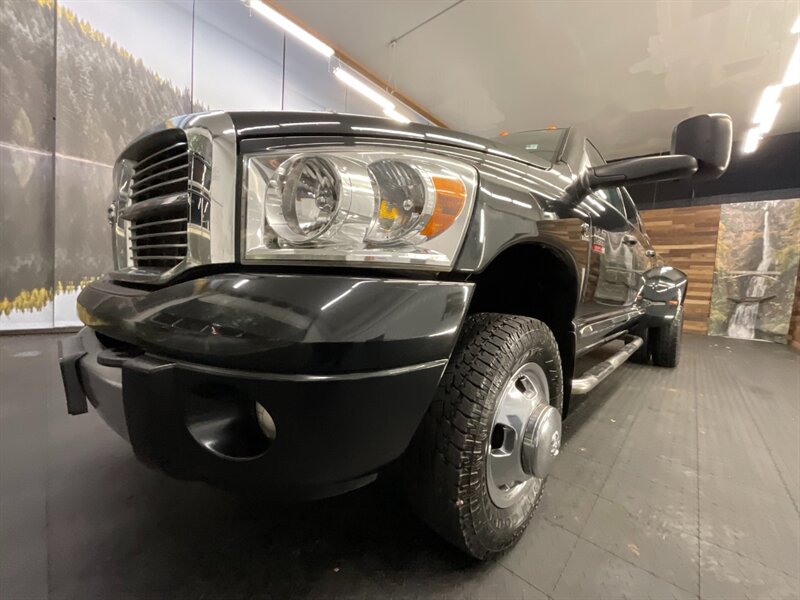 2007 Dodge Ram 3500 Laramie MEGACAB 4X4 / 5.9L DIESEL /DUALLY /1-OWNER  LOCAL OREGON TRUCK / RUST FREE / 1-OWNER / DUALLY / Leather & Heated Seats / CLEAN - Photo 8 - Gladstone, OR 97027