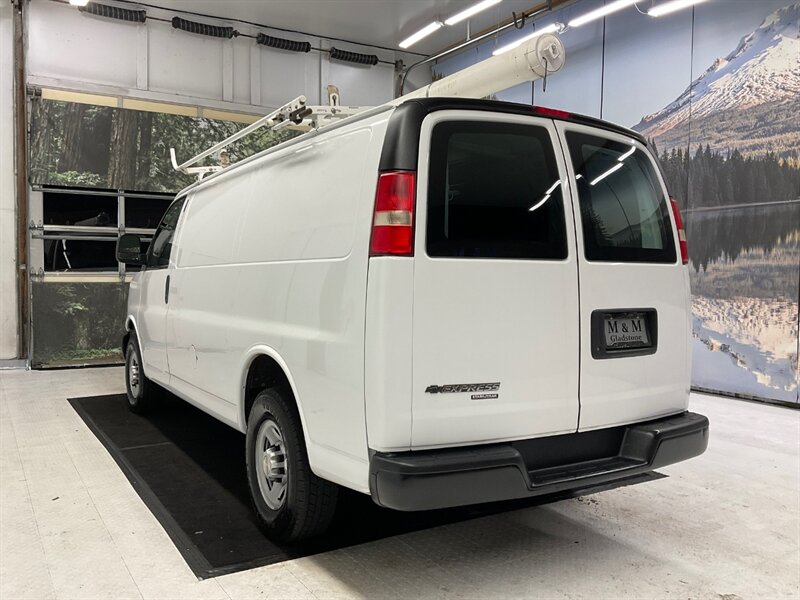 2014 Chevrolet Express Cargo Van 2500 / 4.8L V8 / NEW TIRES / 1-OWNER  /LOCAL FULLSIZE CARGO VAN / SHELVES SETUP / 148,000 MILES - Photo 7 - Gladstone, OR 97027