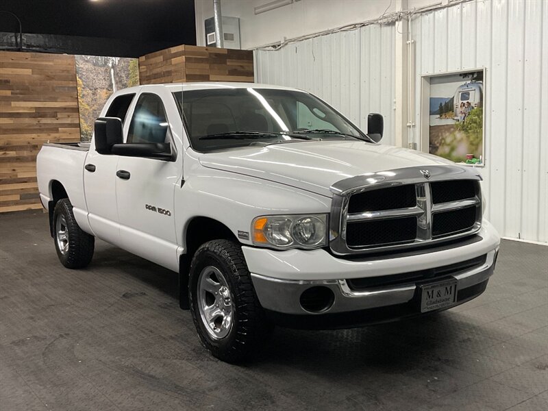 2004 Dodge Ram 1500 SLT 4dr Quad Cab SLT 4X4 / 5.7L HEMI   - Photo 2 - Gladstone, OR 97027