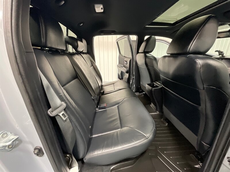 2021 Toyota Tacoma TRD Premium Off-Road 4X4 / ICON LIFT / TECH PKG /LONG BED / ZERO RUST / CRAWL CONTROL - Photo 13 - Gladstone, OR 97027