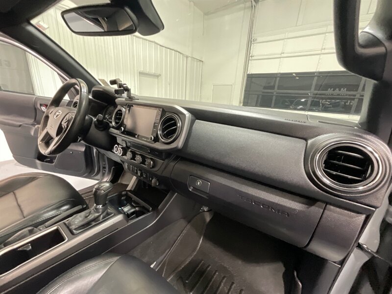 2021 Toyota Tacoma TRD Premium Off-Road 4X4 / ICON LIFT / TECH PKG /LONG BED / ZERO RUST / CRAWL CONTROL - Photo 38 - Gladstone, OR 97027
