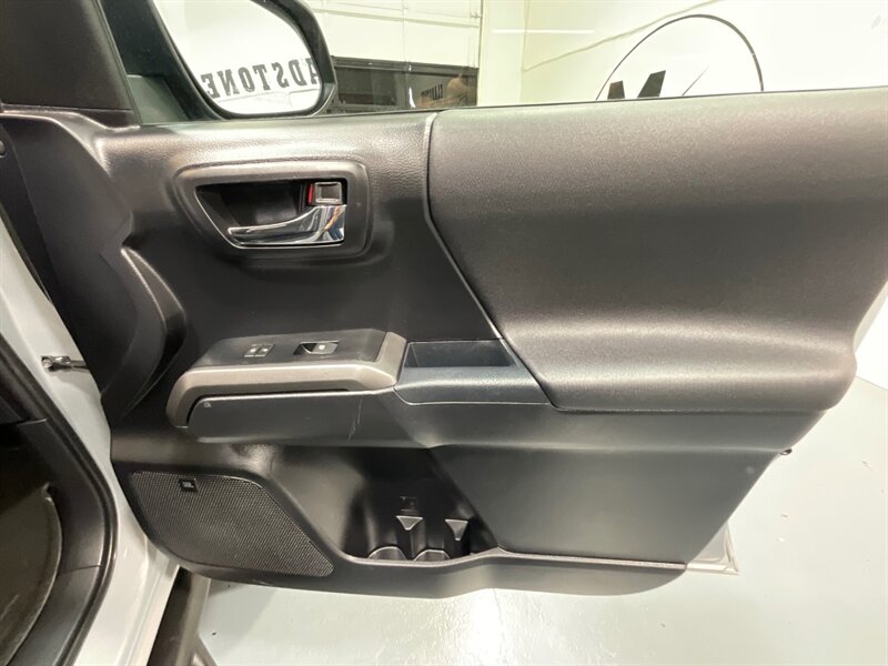 2021 Toyota Tacoma TRD Premium Off-Road 4X4 / ICON LIFT / TECH PKG /LONG BED / ZERO RUST / CRAWL CONTROL - Photo 35 - Gladstone, OR 97027