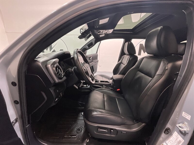 2021 Toyota Tacoma TRD Premium Off-Road 4X4 / ICON LIFT / TECH PKG /LONG BED / ZERO RUST / CRAWL CONTROL - Photo 11 - Gladstone, OR 97027