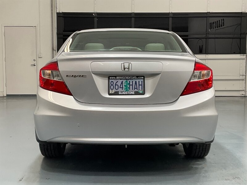 2012 Honda Civic EX-L Sedan / 4Cyl / Sunroof / Leather / 78K MILES  / LOCAL CAR / Heated Seats & Leather - Photo 6 - Gladstone, OR 97027