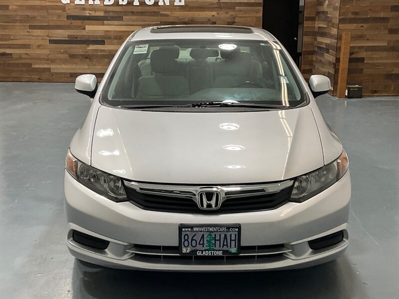 2012 Honda Civic EX-L Sedan / 4Cyl / Sunroof / Leather / 78K MILES  / LOCAL CAR / Heated Seats & Leather - Photo 5 - Gladstone, OR 97027