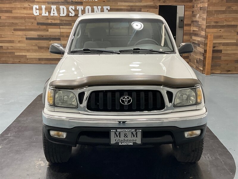 2004 Toyota Tacoma SR5 Extra Cab 4X4 / 2.7L 4Cyl / ONLY 104,000 MILES  / LOCAL OREGON TRUCK w. ZERO RUST - Photo 5 - Gladstone, OR 97027