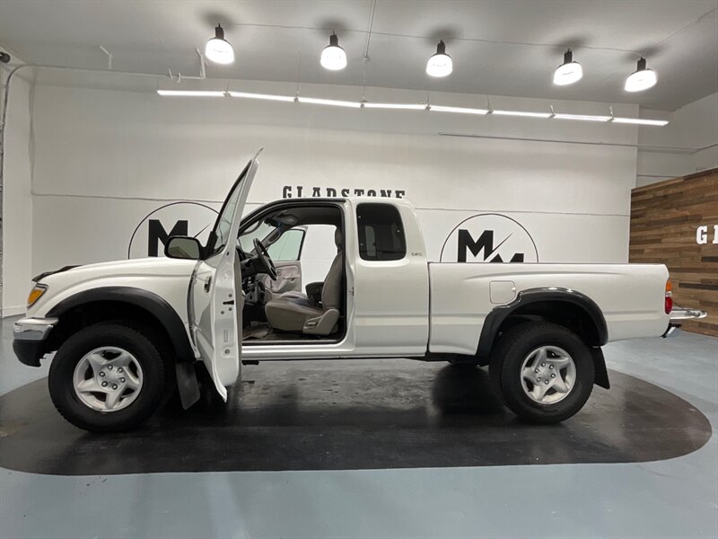 2004 Toyota Tacoma SR5 Extra Cab 4X4 / 2.7L 4Cyl / ONLY 104,000 MILES  / LOCAL OREGON TRUCK w. ZERO RUST - Photo 36 - Gladstone, OR 97027