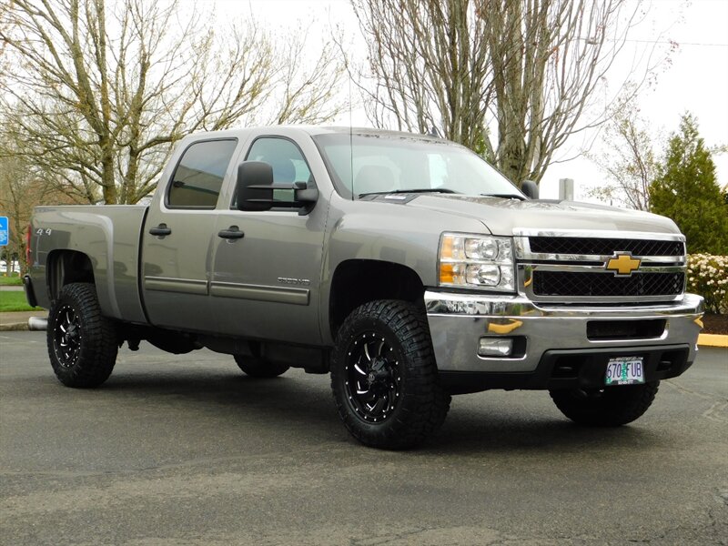 2012 Chevrolet Silverado 3500 LT Z71 OFF RD  4X4 / 6.6L DURAMAX DIESEL / 1-OWNER   - Photo 2 - Portland, OR 97217