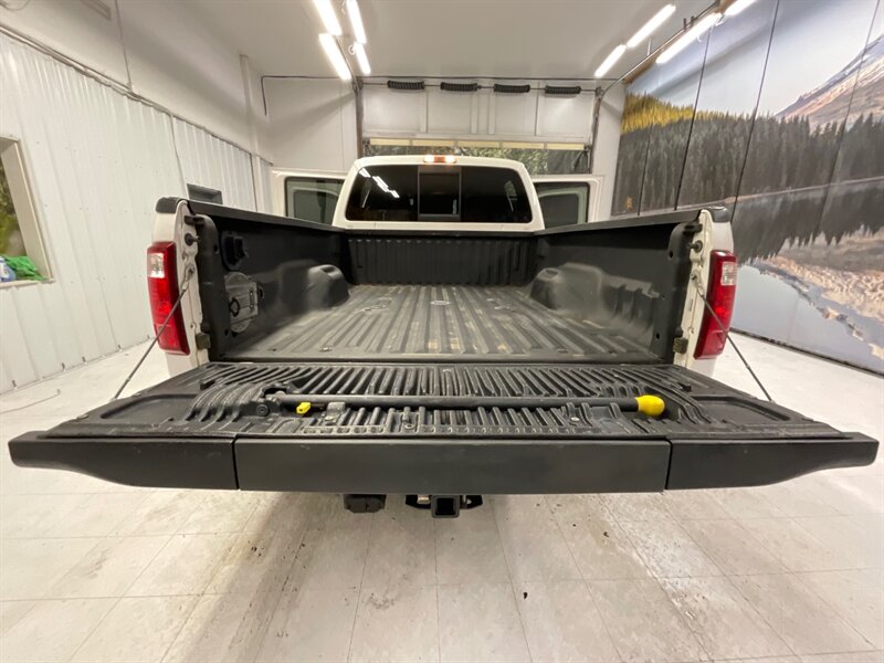 2015 Ford F-350 4x4 Platinum 6.7L DIESEL / LIFTED / LOADED LOADED  / LIFTED w. 35 " BF GOODRICH TIRES & 20 " FUEL WHEELS / SHARP & SUPER CLEAN!! - Photo 21 - Gladstone, OR 97027