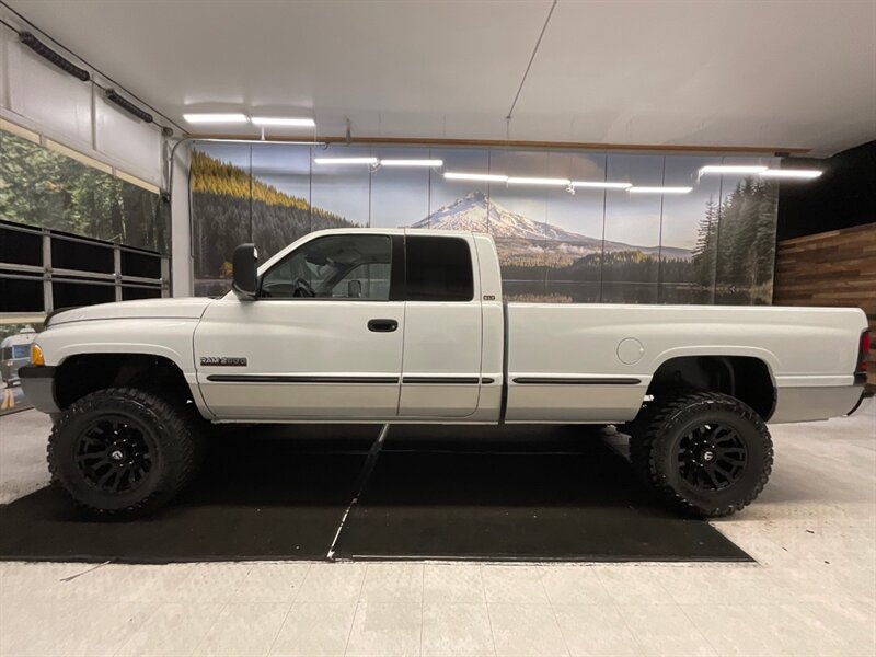 1998 Dodge Ram 2500 Laramie SLT  / RUST FREE / LOW MILES - Photo 3 - Gladstone, OR 97027