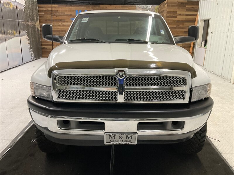 1998 Dodge Ram 2500 Laramie SLT  / RUST FREE / LOW MILES - Photo 6 - Gladstone, OR 97027