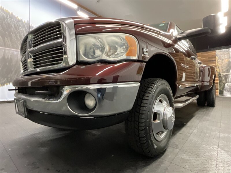 2004 Dodge Ram 3500 Laramie 4X4 / 5.9L D  Quad Cab DUALLY CUMMINS DIESEL MANUAL 6-SPEED HEAVY DUTY - Photo 9 - Gladstone, OR 97027