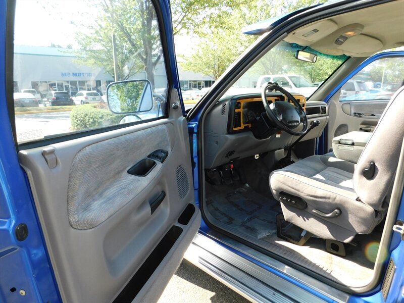 1996 Dodge Ram 2500 Laramie 5.9L DIESEL / 5-SPEED MANUAL / 12-VALVE   - Photo 13 - Portland, OR 97217