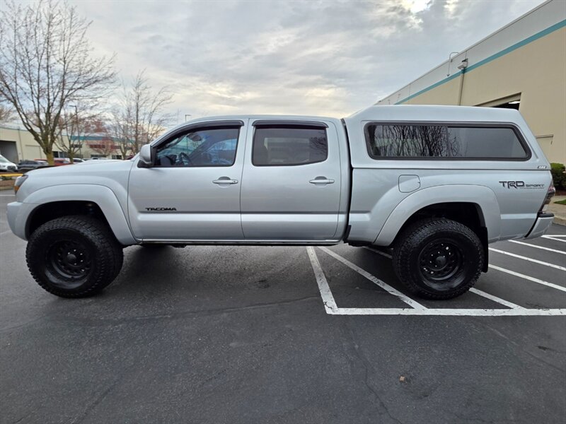 2006 Toyota Tacoma 4X4 DOUBLE CAB V6 LONG BED / DVD NAVi CAM / LIFTED  / 4.0L / HIGH ROOF TOPPER / LOCAL TRUCK / NO RUST - Photo 3 - Portland, OR 97217
