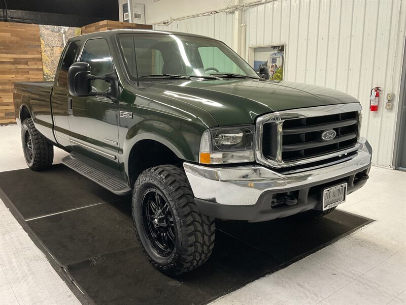 2000 Ford F-250 Lariat 4X4 / 7.3L DIESEL / 1-OWNER / 106,000 MILES  / 1-OWNER LOCAL OREGON TRUCK / RUST FREE / LEVELED w. BRAND NEW WHEELS & TIRES / Leather / LONG BED / SHARP & CLEAN !! - Photo 2 - Gladstone, OR 97027