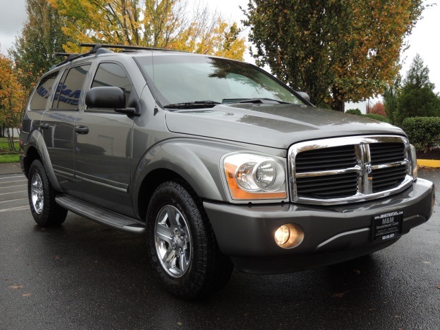 2005 Dodge Durango Limited / 4WD / 3RD SEAT/Leather/ DVD / 5.7L HEMI