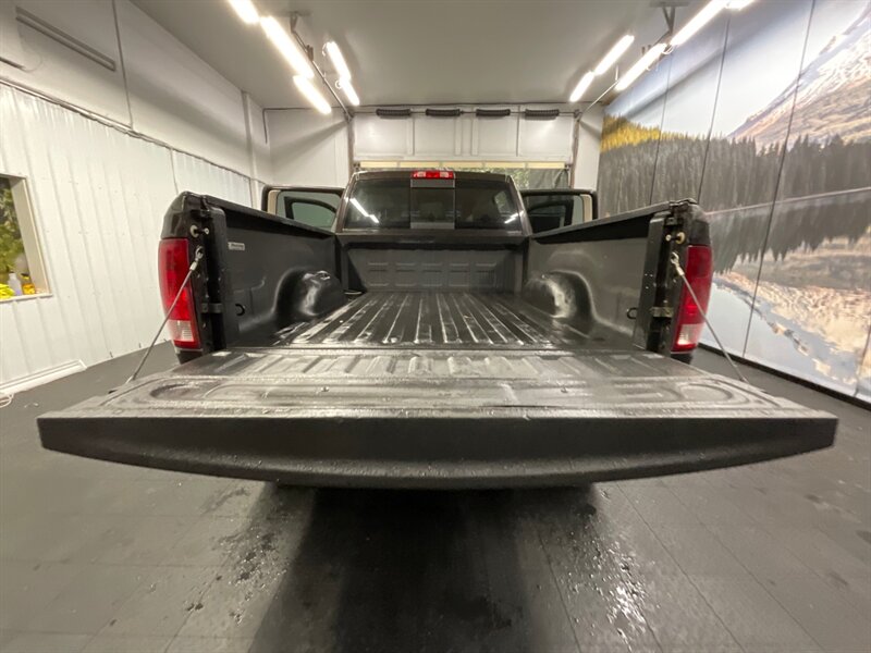 2010 Dodge Ram 3500 SLT Crew Cab 4X4 / 6.7L DIESEL / LIFTED LIFTED  Backup Camera / LIFTED w/ 37 " MUD TIRES & 17 " FUEL WHEELS / SHARP & CLEAN !! - Photo 37 - Gladstone, OR 97027