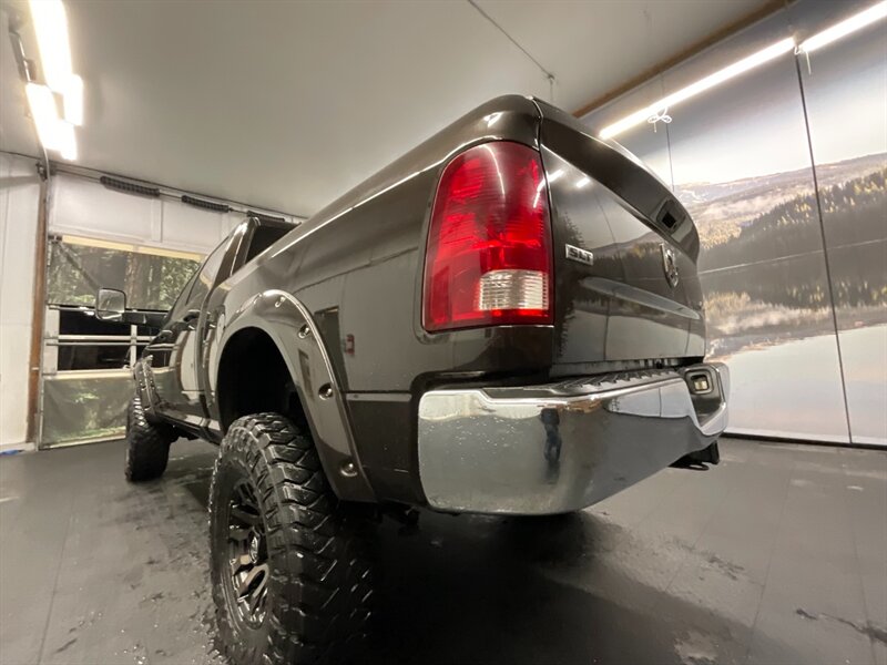 2010 Dodge Ram 3500 SLT Crew Cab 4X4 / 6.7L DIESEL / LIFTED LIFTED  Backup Camera / LIFTED w/ 37 " MUD TIRES & 17 " FUEL WHEELS / SHARP & CLEAN !! - Photo 12 - Gladstone, OR 97027