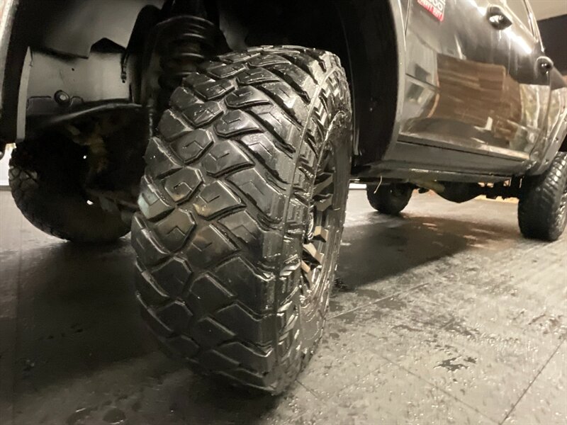 2010 Dodge Ram 3500 SLT Crew Cab 4X4 / 6.7L DIESEL / LIFTED LIFTED  Backup Camera / LIFTED w/ 37 " MUD TIRES & 17 " FUEL WHEELS / SHARP & CLEAN !! - Photo 24 - Gladstone, OR 97027