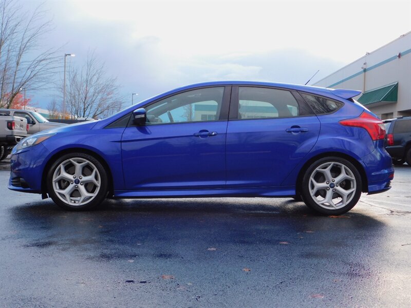 2014 Ford Focus ST ST3 Hatchback / Leather / 6-SPEED / 63,000 MILE - Photo 3 - Portland, OR 97217