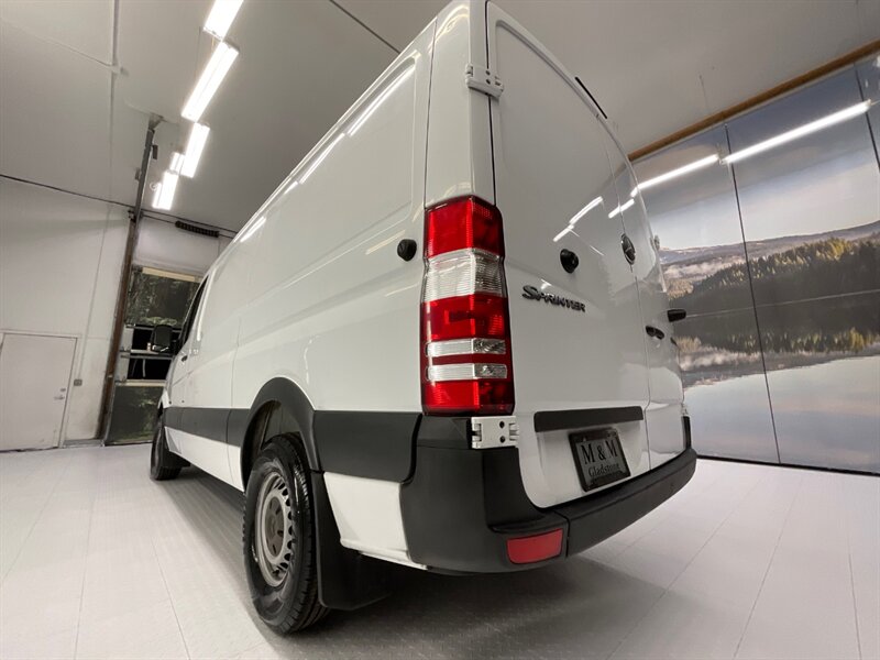 2013 Mercedes-Benz Sprinter 2500 CARGO VAN /3.0L DIESEL/ 1-OWNER / 64,000 MILE  /144 " WB STANDARD ROOF / NEW TIRES / SHARP & CLEAN !! - Photo 21 - Gladstone, OR 97027