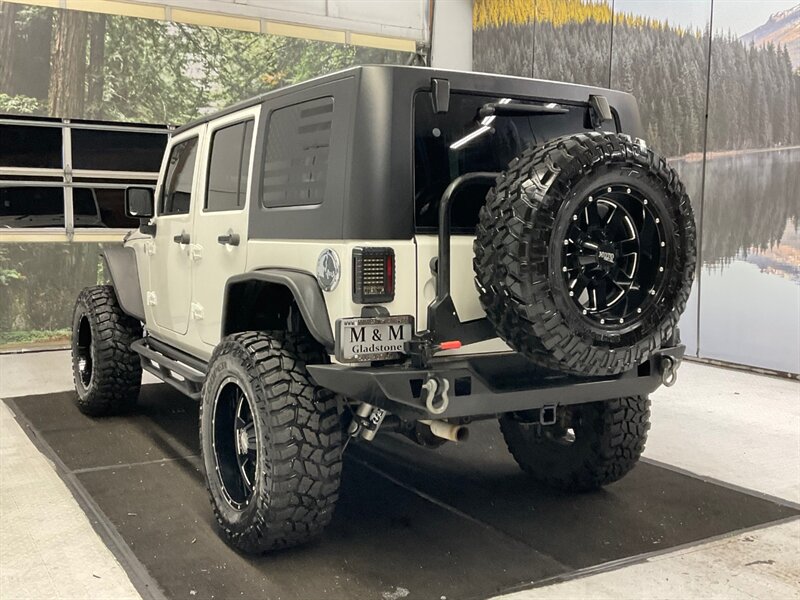 2010 Jeep Wrangler Unlimited Sport 4X4 / HARD TOP / LIFTED w. 37 " MUD  / LIFTED w. 37 " MUD TIRES & 20 " MOTO WHEELS / WINCH / CUSTOM BUMPERS / LOCAL JEEP / RUST FREE - Photo 7 - Gladstone, OR 97027