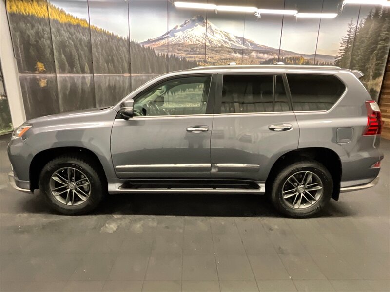 2019 Lexus GX GX 460 Sport Utility AWD / 3RD ROW / 17,000 MILES  LOCAL SUV / Navigation / Backup Camera / LIKE NEW !! - Photo 3 - Gladstone, OR 97027