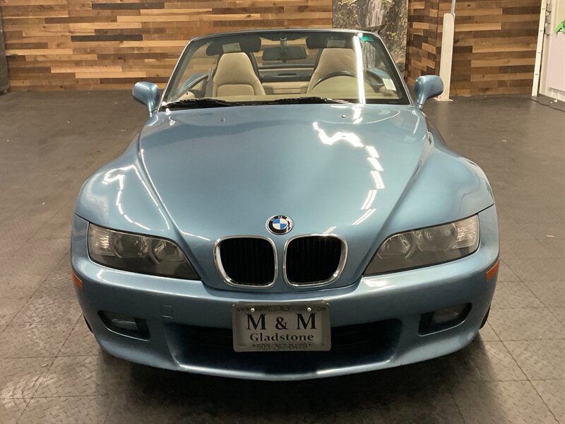 2001 BMW Z3 2.5i Roadster  / 5-S   - Photo 6 - Gladstone, OR 97027