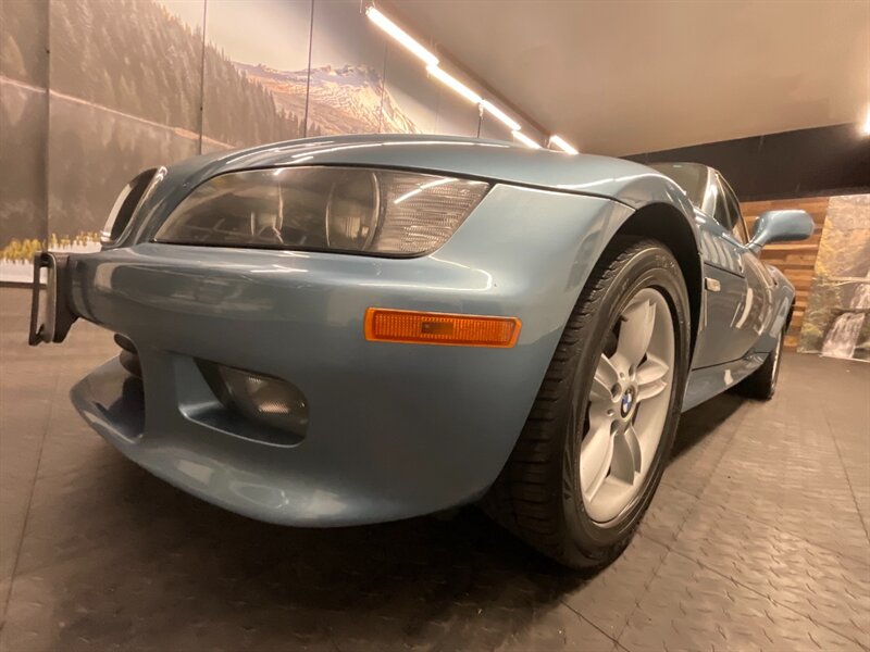 2001 BMW Z3 2.5i Roadster  / 5-S   - Photo 30 - Gladstone, OR 97027