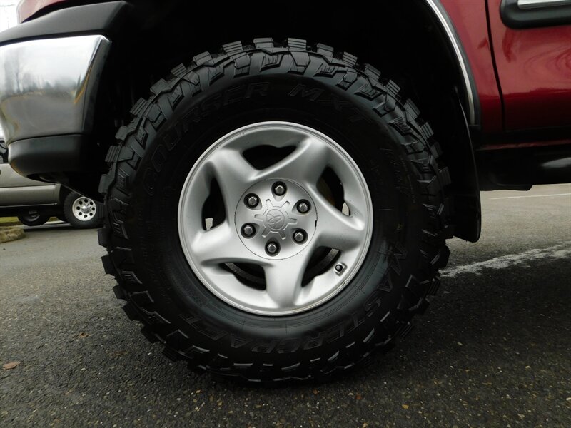 2000 Toyota Tundra SR5 4X4 V8 4.7L / LIFTED / ONLY 102K MILES !!!   - Photo 40 - Portland, OR 97217