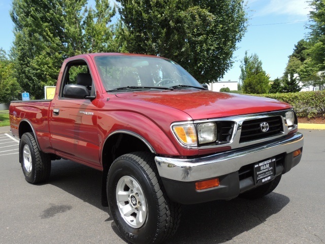 1997 Toyota Tacoma 4WD 5 Spd Manual 4 cycl LOW Miles   - Photo 2 - Portland, OR 97217