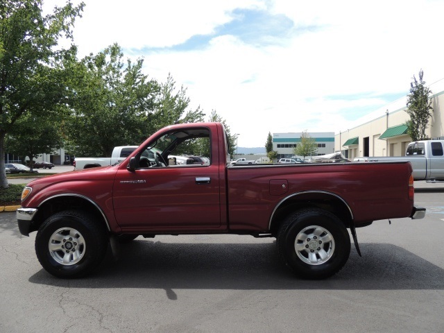 1997 Toyota Tacoma 4WD 5 Spd Manual 4 cycl LOW Miles   - Photo 3 - Portland, OR 97217