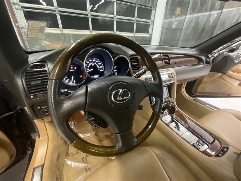 2006 Lexus SC 430 2Dr Convertible Hard Top / LOCAL / 69,000 MILE  / Leather Heated seats / Navigation & Camera / MARK LEVINSON SOUND - Photo 32 - Gladstone, OR 97027