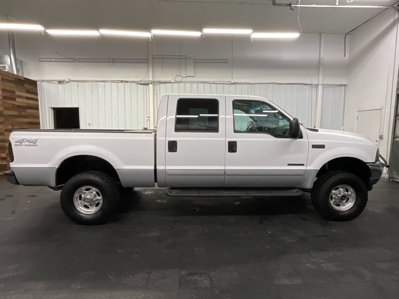 2002 Ford F-350 Lariat Crew Cab 4X4 / 7.3L DIESEL / 1-OWNER  Leather seats / 1-TON / NEW TIRES / RUST FREE / ONLY 118,000 MILES - Photo 4 - Gladstone, OR 97027