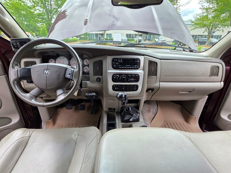 2004 Dodge Ram 3500 Flat Bed / 4X4 / 6 Speed / 5.9L CUMMINS DIESEL / Manual Transmission / Winch / High Output / Exhaust Brake / 1-TON - Photo 17 - Portland, OR 97217