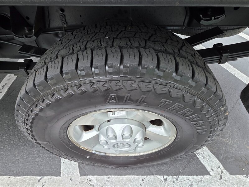 2004 Dodge Ram 3500 Flat Bed / 4X4 / 6 Speed / 5.9L CUMMINS DIESEL / Manual Transmission / Winch / High Output / Exhaust Brake / 1-TON - Photo 52 - Portland, OR 97217
