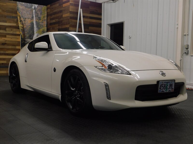 2015 Nissan 370Z   - Photo 2 - Gladstone, OR 97027