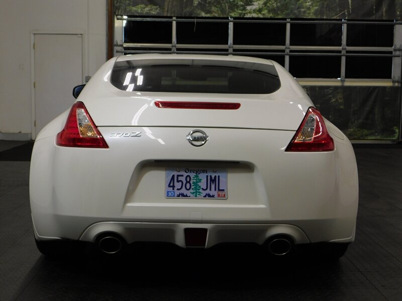 2015 Nissan 370Z   - Photo 6 - Gladstone, OR 97027